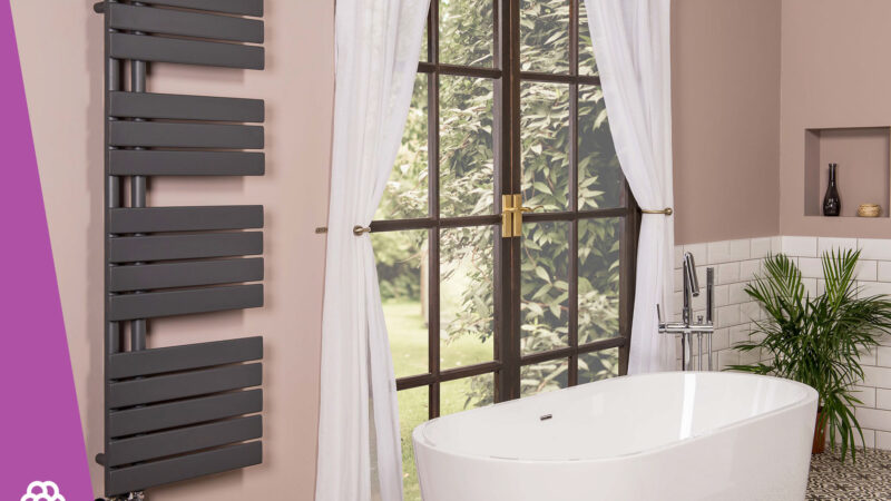 Jaké závěsy do koupelny? Módní uspořádání